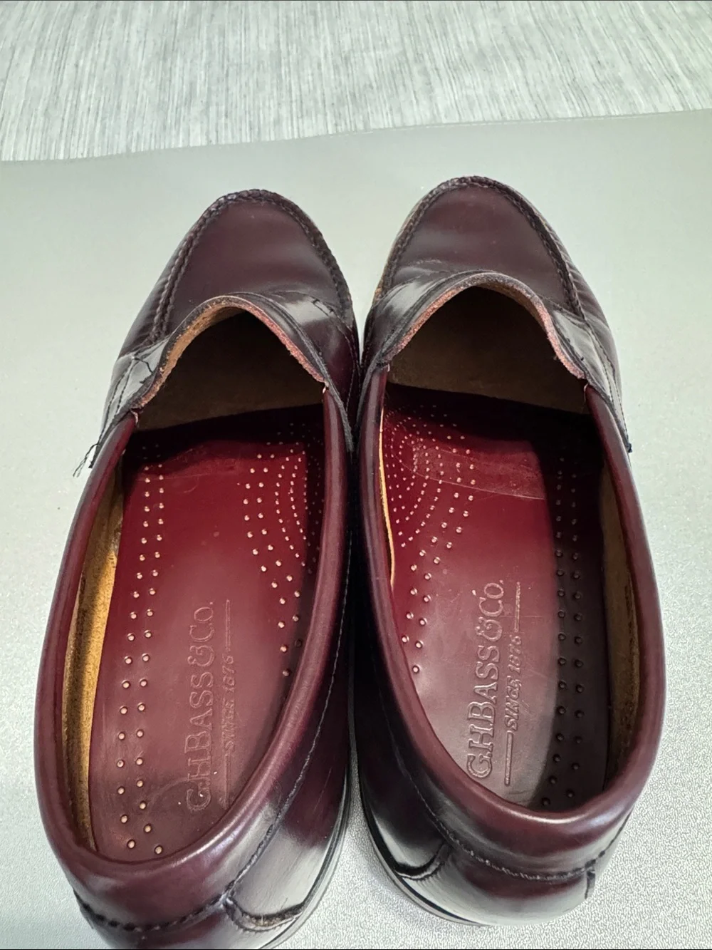 G.H. Bass Weejuns Leather Penny Loafers men’s 10 in Burgundy Oxblood